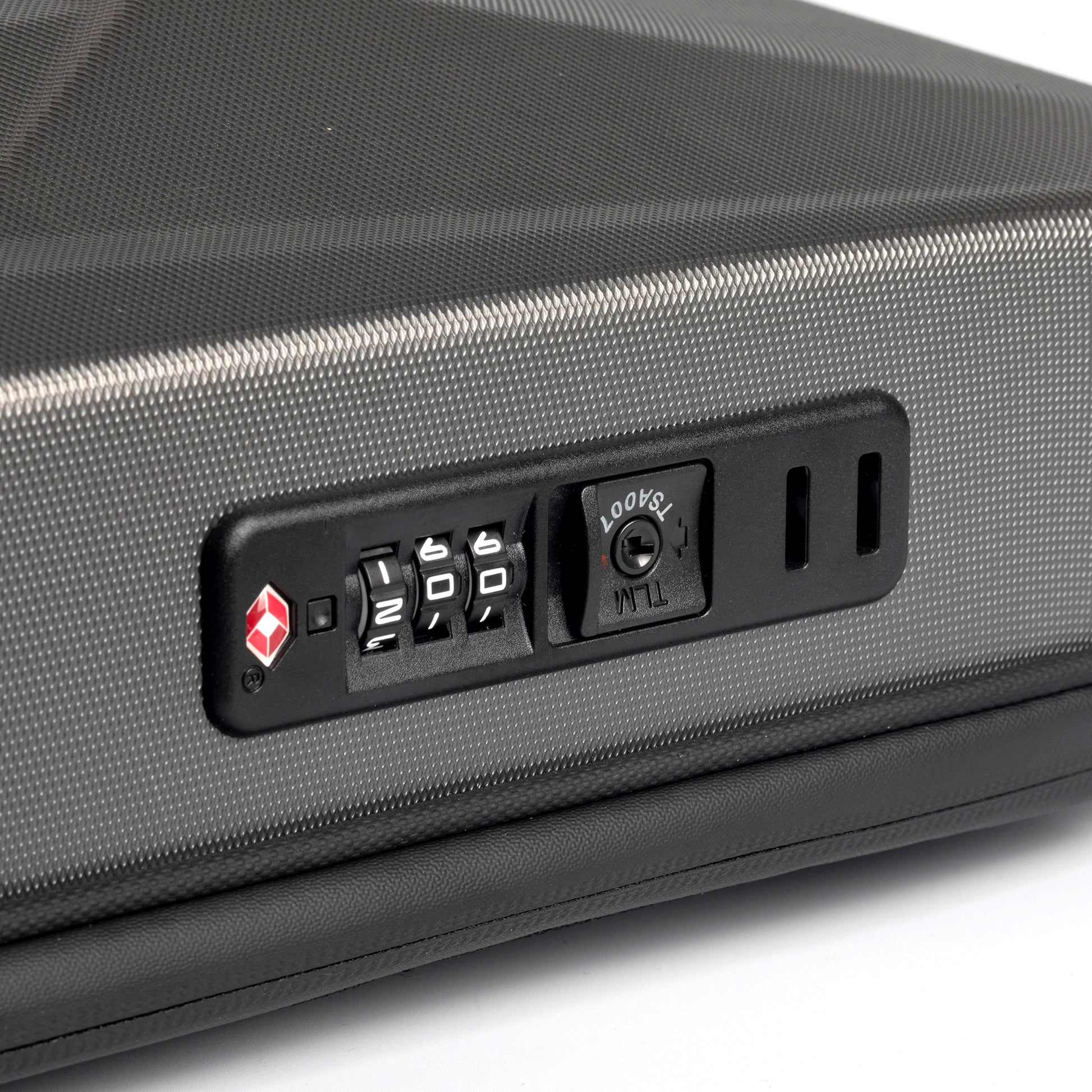 Dual External USB-A & USB-C Ports for On-the-Go Charging via Internal Power Bank Without Opening Pack.
