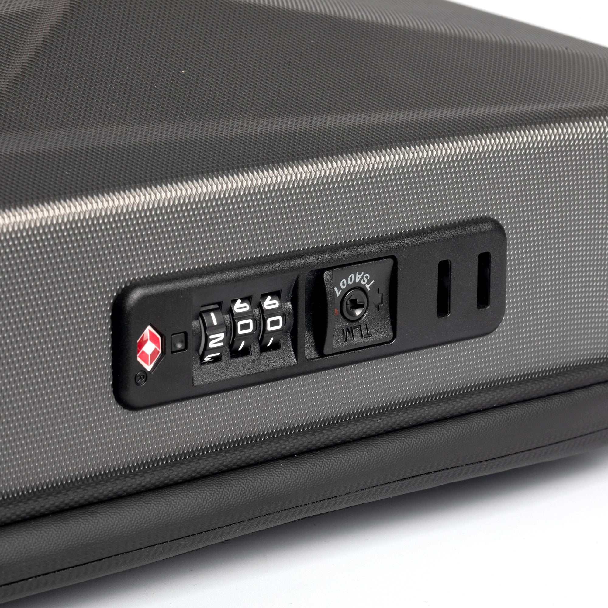 Dual External USB-A & USB-C Ports for On-the-Go Charging via Internal Power Bank Without Opening Pack.