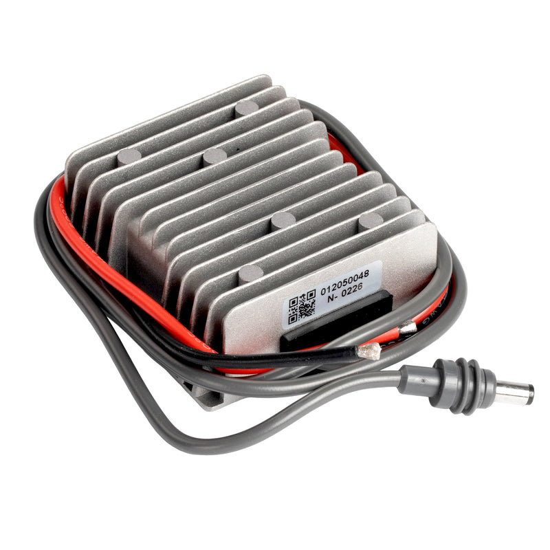 Built-in Over-Voltage, Short-Circuit, Overheat Protection & 14AWG Input Wiring for Safe High-Current Transfer.