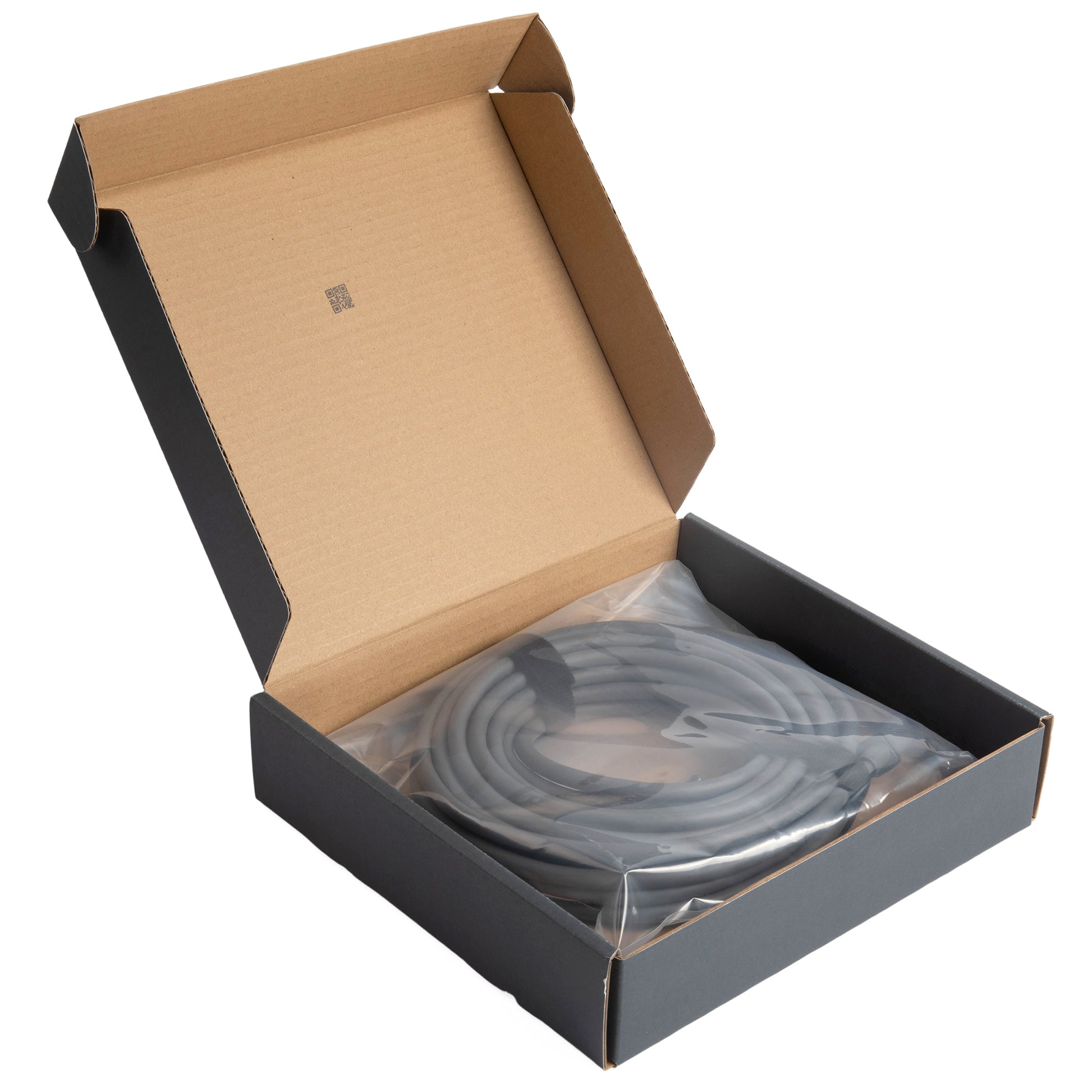 Long-Distance Roof Wiring: 25M Cable Connecting Flat HP Dish to Distant Indoor Unit on Large RV/Building.