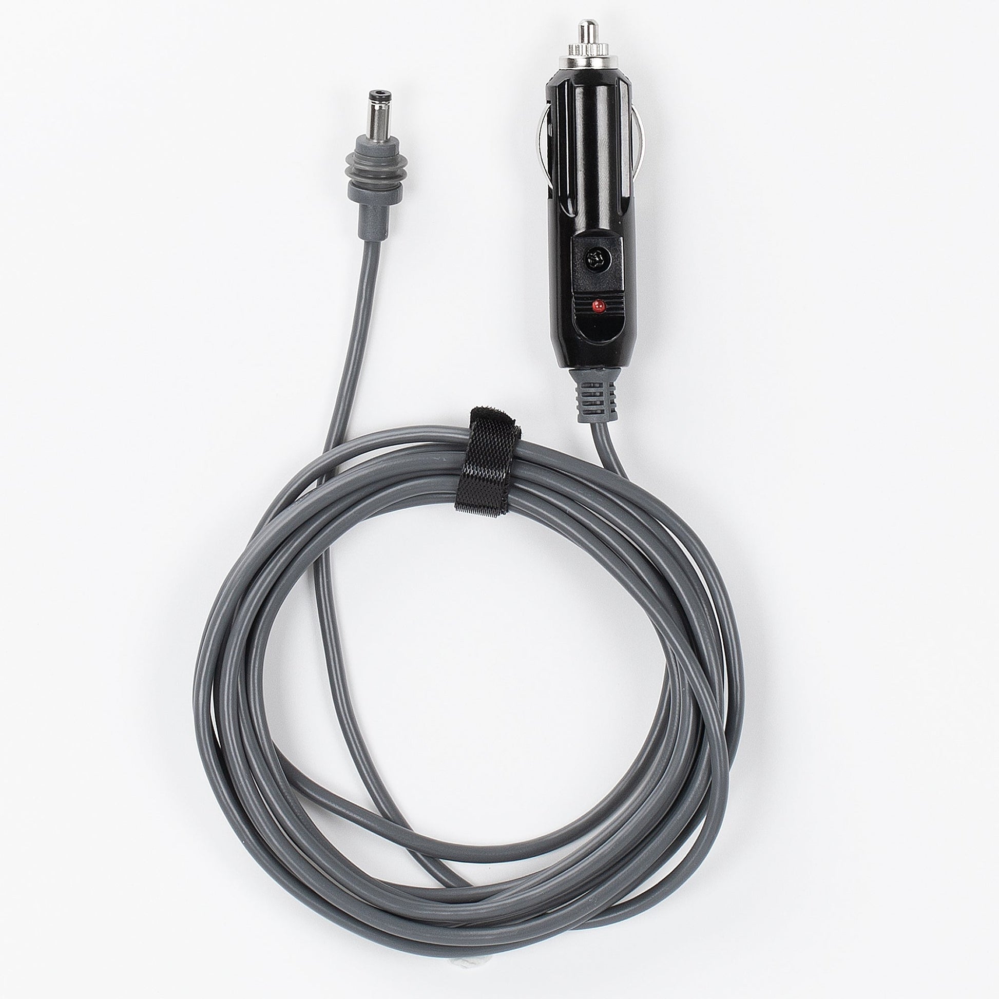 Built-in 15A Replaceable Fuse for Overload and Short-Circuit Protection, Ensuring Safe Power to Starlink Mini.