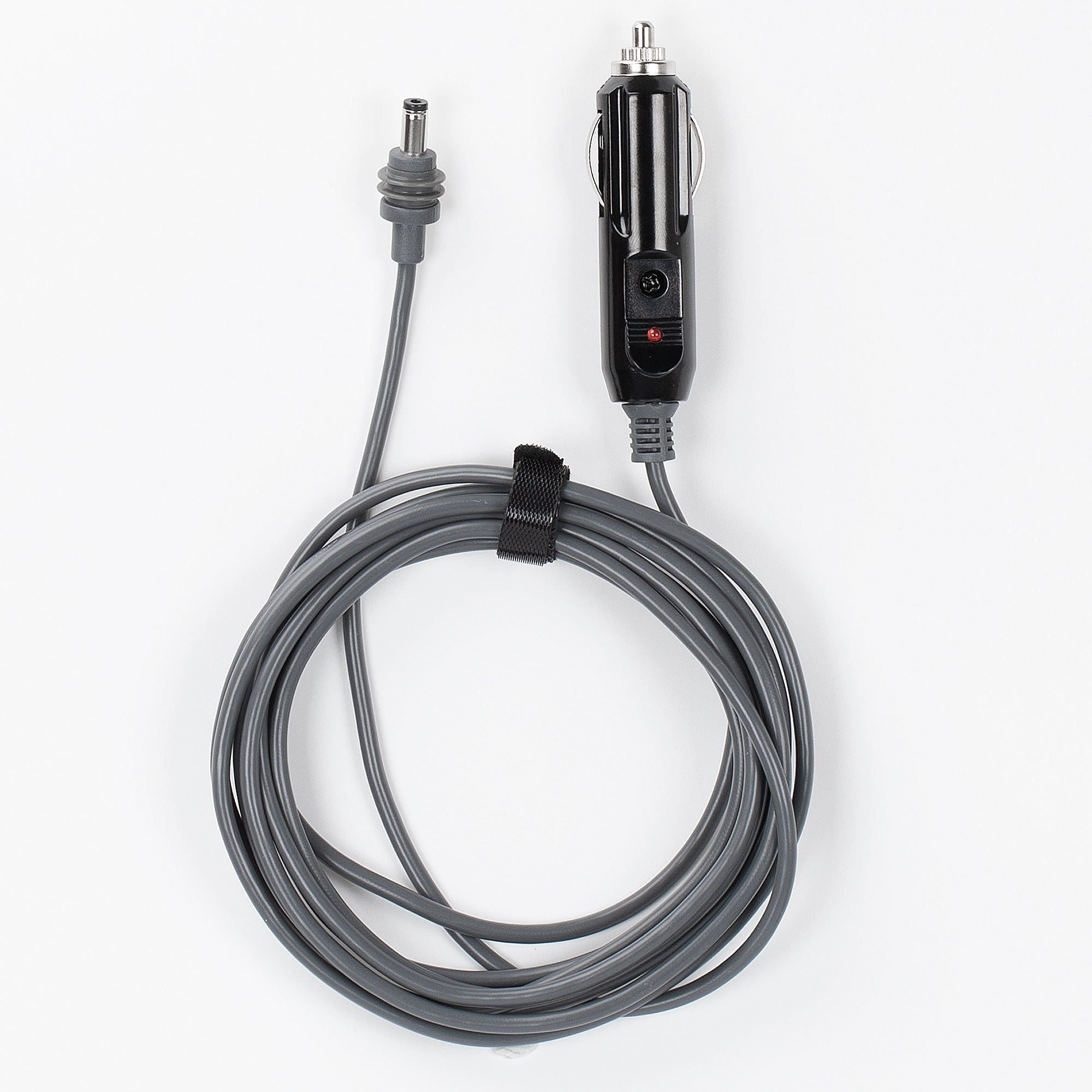 Built-in 15A Replaceable Fuse for Overload and Short-Circuit Protection, Ensuring Safe Power to Starlink Mini.