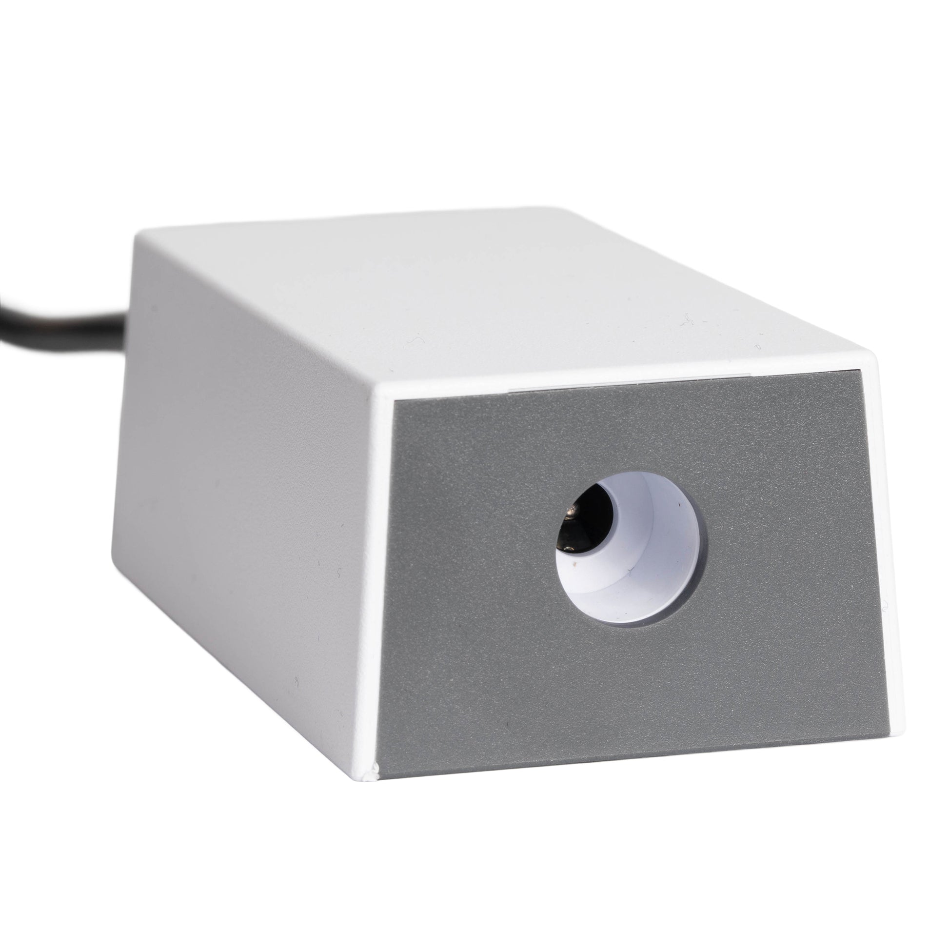 Pure Copper Wiring & Splash-Proof Housing Protect Electronics in Demanding RV, Marine, and Field Environments.
