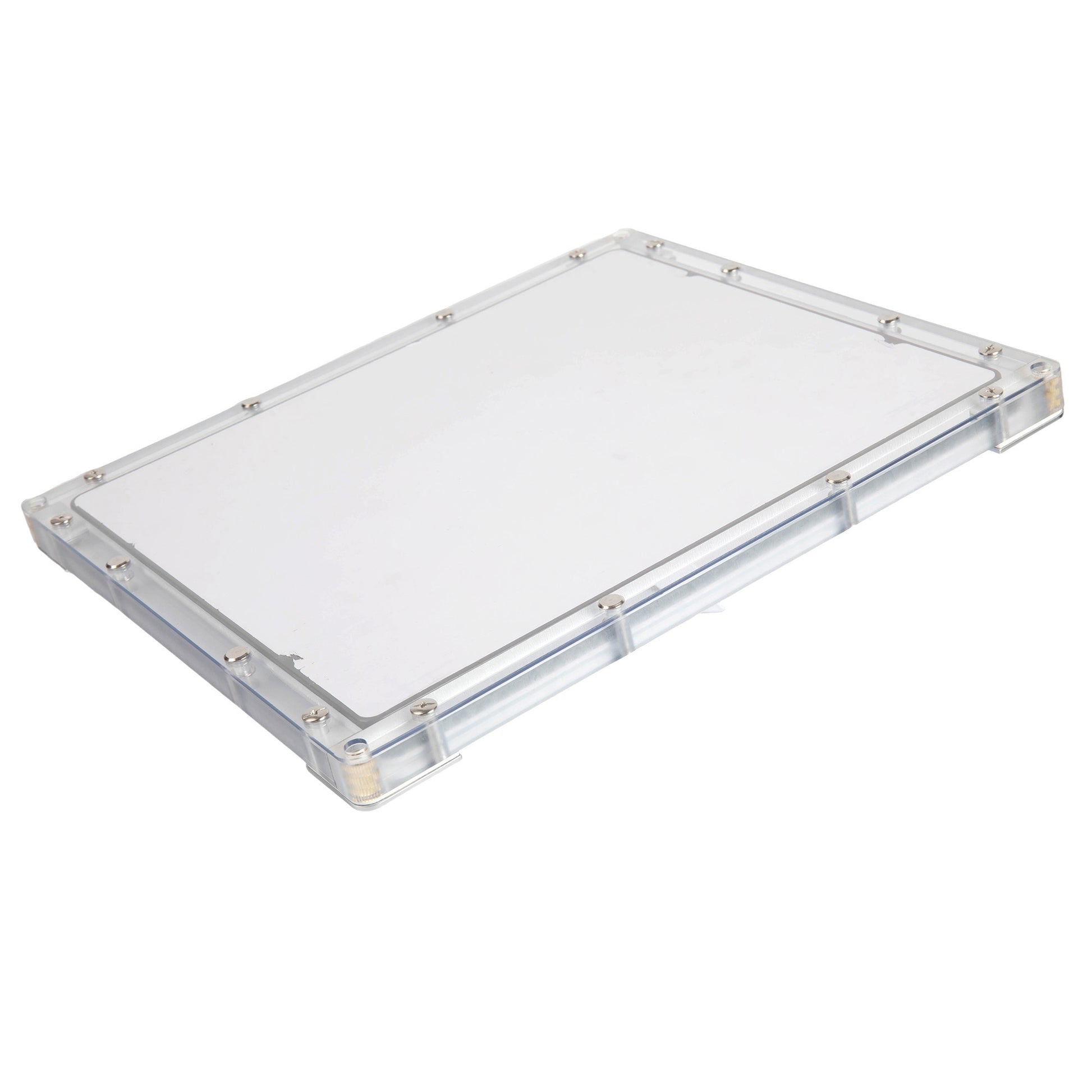 Hybrid Rigid Shield & Shock-Absorbent Base Protects Against High-Speed Wind and Vibrations.
