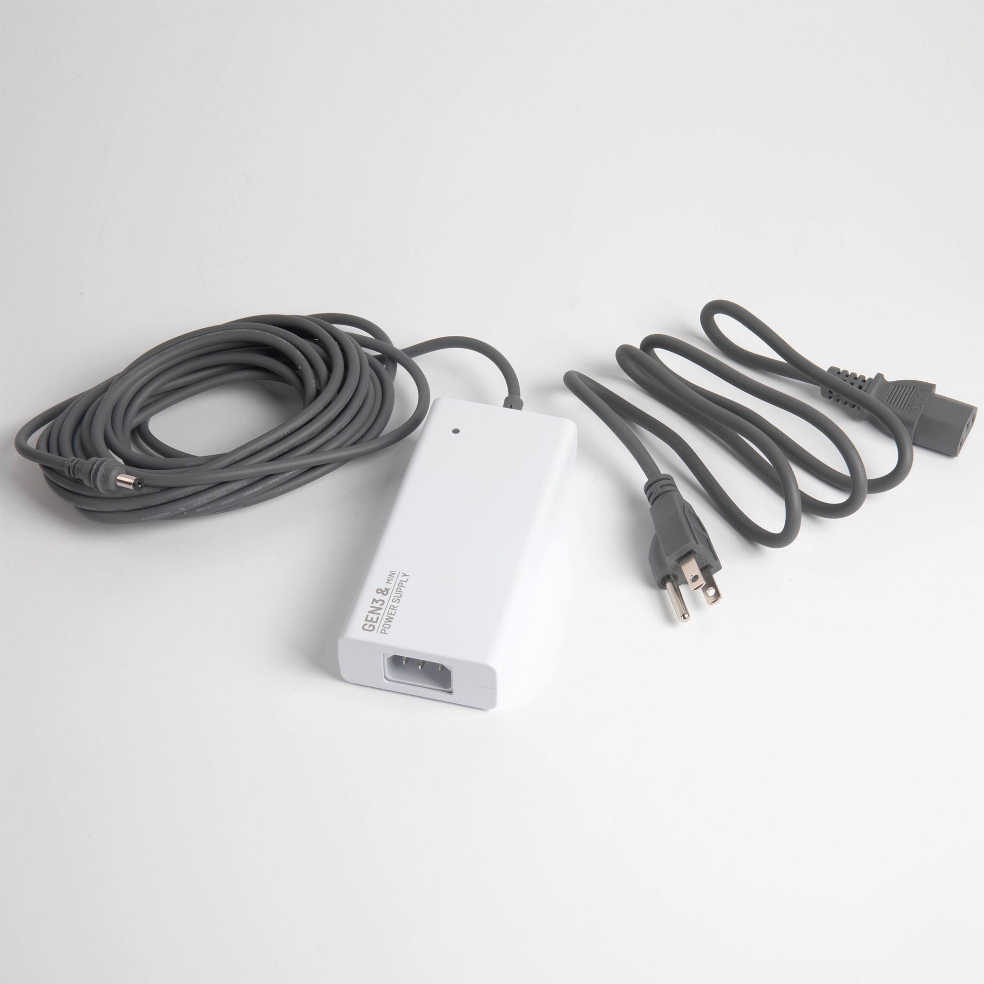 100-240V Global Input with Interchangeable Plugs, Perfect Universal Power for International Travel.